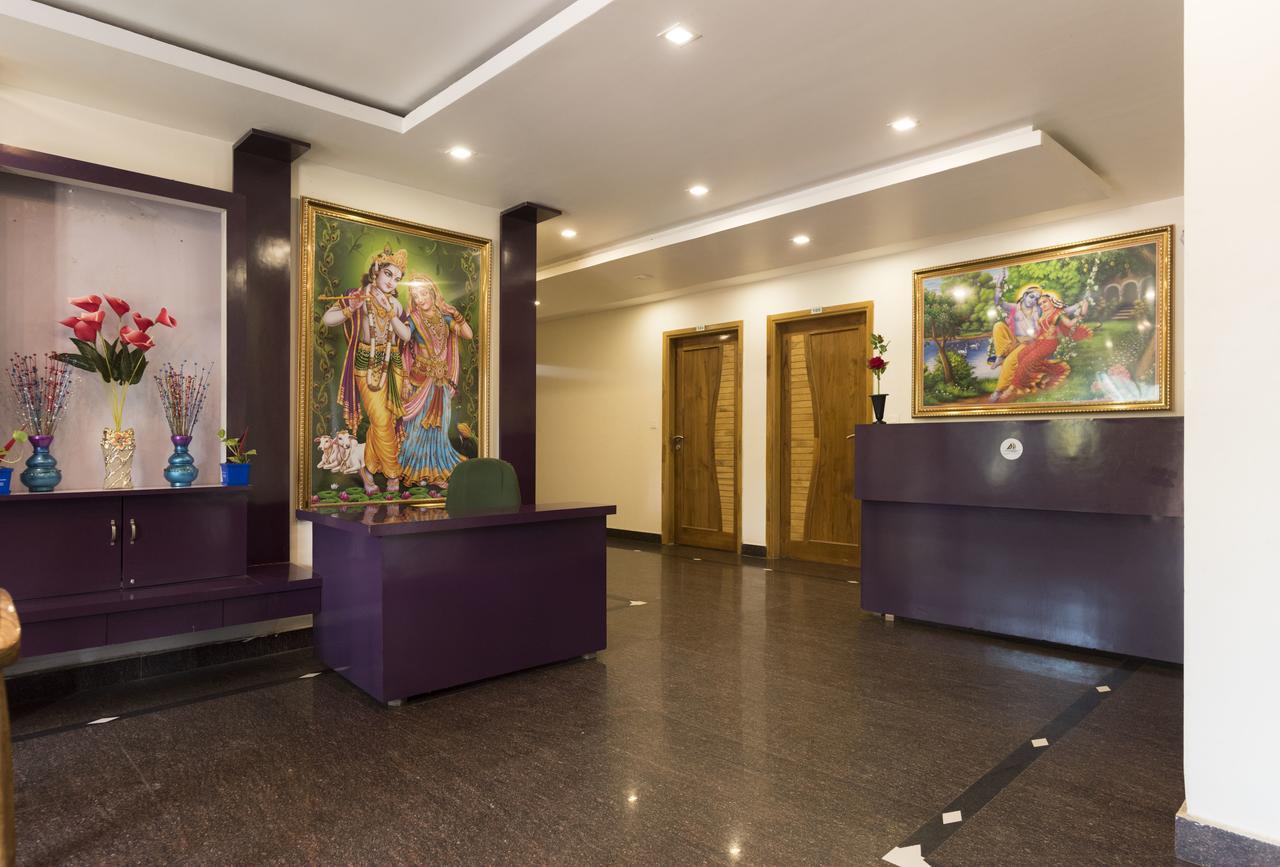 Hotel M J Residency Purí Exteriér fotografie